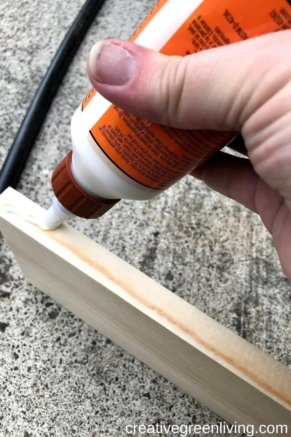 How to make a DIY Chicknic Table - free plans for how to build a chicken picnic table including step-by-step directions How to make a DIY Chicknic Table - free plans for how to build a chicken picnic table including step-by-step directions