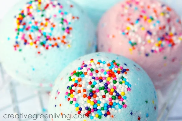 Lush bath bomb recipe with sprinkles best bath bomb recipe inspired by lush
