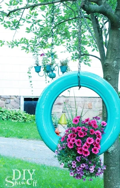 Flower Planter Using a Tire From DIY Showoff